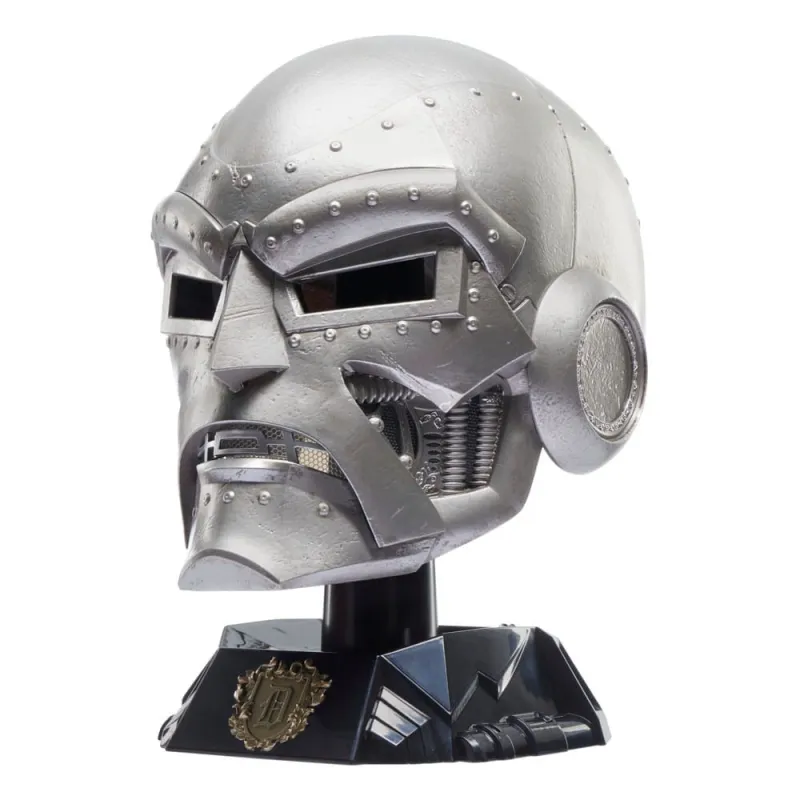 Marvel Legends - Roleplay Replica - Doctor Doom Premium Helmet