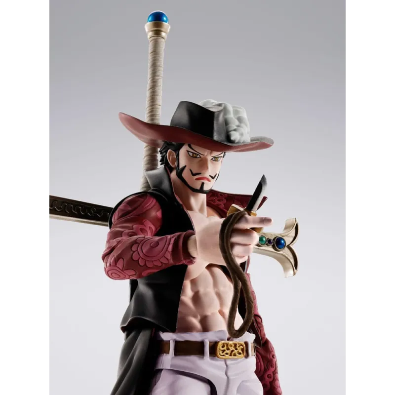One Piece S.H.Figuarts Action Figure Dracule Mihawk Hawkeye 17 cm