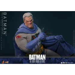 Batman: The Dark Knight Returns Comic Masterpiece Action Figure 1/6 Batman (Battle Damaged Version) 32 cm