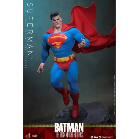 Batman: The Dark Knight Returns Comic Masterpiece Action Figure 1/6 Su
