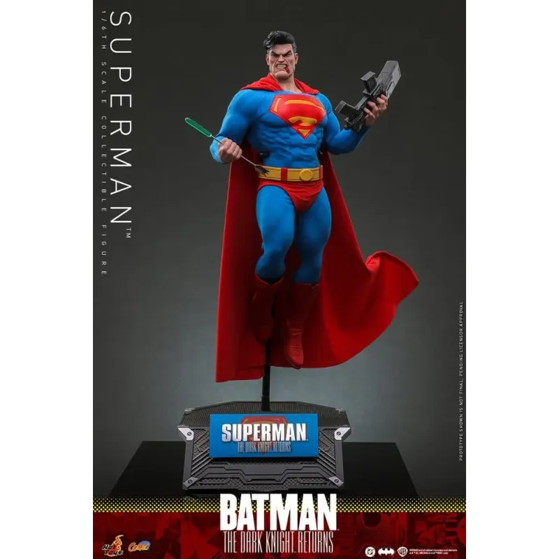 Batman: The Dark Knight Returns Comic Masterpiece Action Figure 1/6 Superman 34 cm